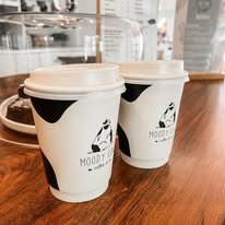 Branded takeaway cups